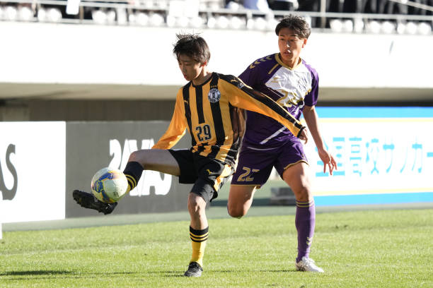 场上展现出 场上展现出