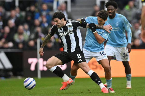 腾哈格的 腾哈格的