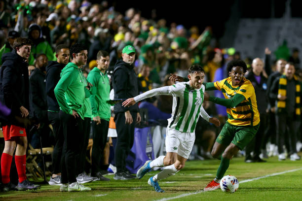 透露出了一 透露出了一